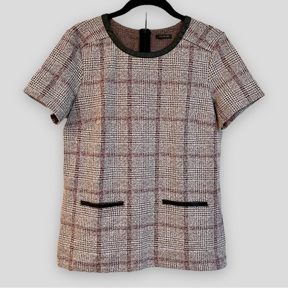 ANN TAYLOR, PLAID JACQUARD TUNIC. VERSATILE, SHORT SLEEVE TOP WITH LEATHER TRIM. - Picture 1 of 5